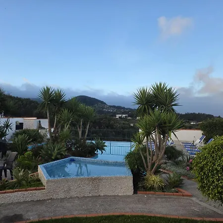 Chalet Ocean Heated Pool&jacuzzi View Santa Cruz (Madeira)