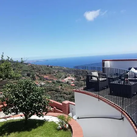 Ocean Heated Pool&jacuzzi View Santa Cruz (Madeira)