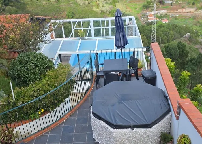 Ocean Heated Pool&jacuzzi View Santa Cruz (Madeira)